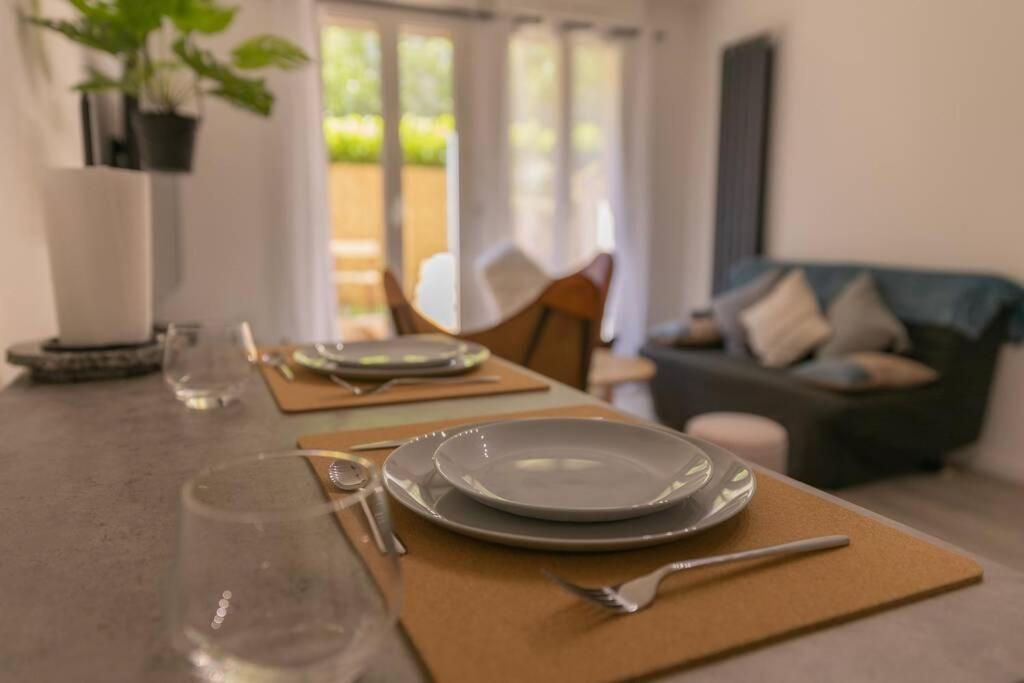 Superbe Appart Plein Centre Avec Parking & Jardin Metz Bagian luar foto